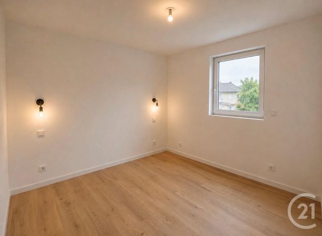 Appartement T3 à louer - 3 pièces - 73.0 m2 - ECOLE VALENTIN - 25 - FRANCHE-COMTE - Century 21 Avenir Immobilier