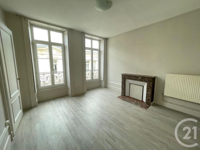 Appartement F3 à louer - 3 pièces - 68.0 m2 - BESANCON - 25 - FRANCHE-COMTE - Century 21 Avenir Immobilier