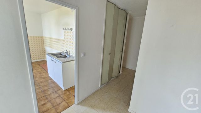 Appartement F2 à louer - 2 pièces - 60.07 m2 - BESANCON - 25 - FRANCHE-COMTE - Century 21 Avenir Immobilier