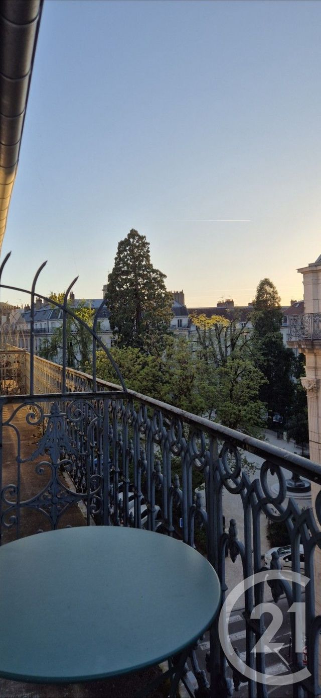 Appartement F3 à louer - 3 pièces - 71.31 m2 - BESANCON - 25 - FRANCHE-COMTE - Century 21 Avenir Immobilier