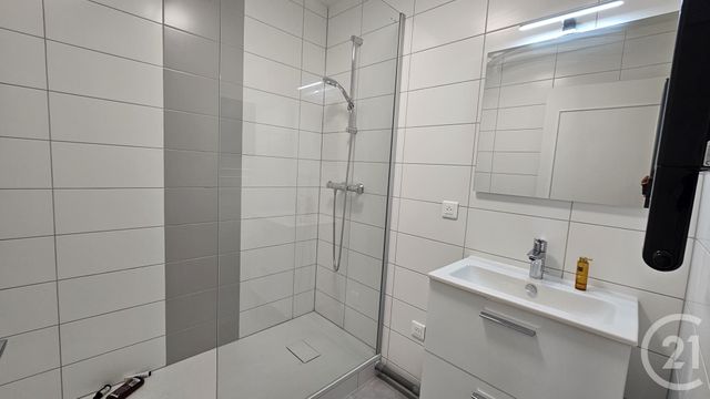 Appartement F1 à louer - 1 pièce - 27.66 m2 - BESANCON - 25 - FRANCHE-COMTE - Century 21 Avenir Immobilier