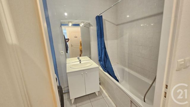 Appartement F3 à louer - 3 pièces - 69.0 m2 - BESANCON - 25 - FRANCHE-COMTE - Century 21 Avenir Immobilier
