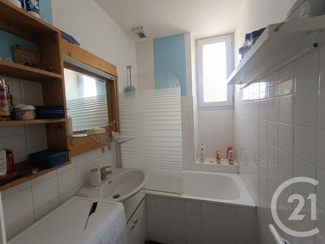 Appartement T3 à louer - 3 pièces - 65.8 m2 - BESANCON - 25 - FRANCHE-COMTE - Century 21 Avenir Immobilier