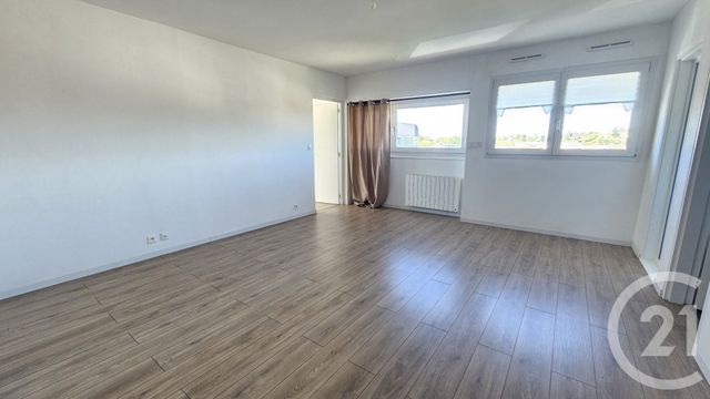 Appartement F3 à louer - 3 pièces - 73.5 m2 - BESANCON - 25 - FRANCHE-COMTE - Century 21 Avenir Immobilier