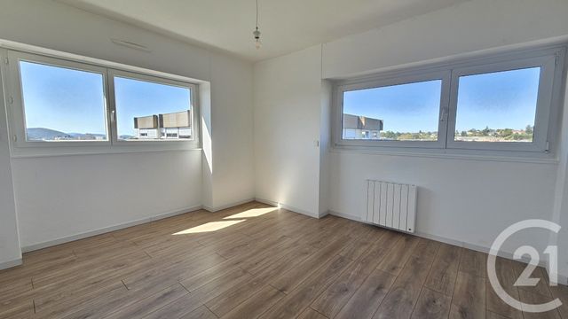Appartement F3 à louer - 3 pièces - 73.5 m2 - BESANCON - 25 - FRANCHE-COMTE - Century 21 Avenir Immobilier