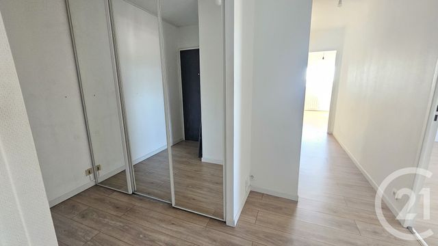 Appartement F3 à louer - 3 pièces - 73.5 m2 - BESANCON - 25 - FRANCHE-COMTE - Century 21 Avenir Immobilier