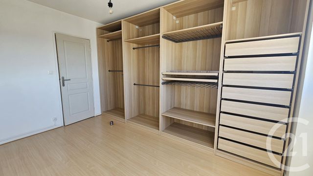 Appartement F3 à louer - 3 pièces - 73.5 m2 - BESANCON - 25 - FRANCHE-COMTE - Century 21 Avenir Immobilier