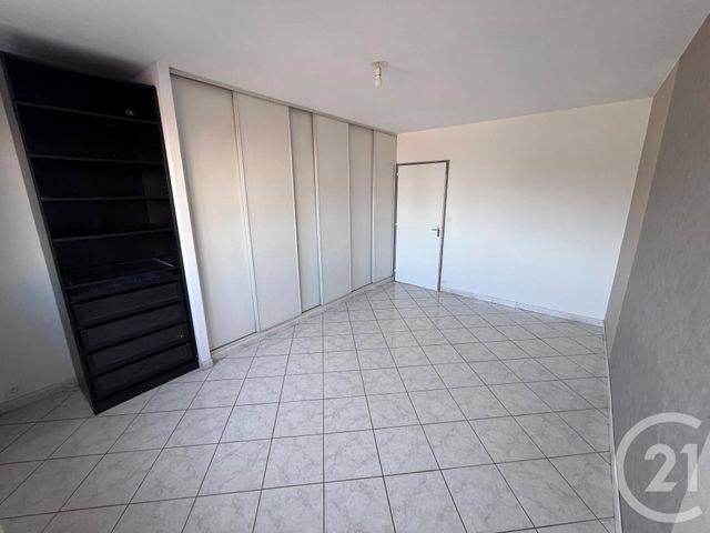 Appartement T2 à louer - 2 pièces - 63.98 m2 - BESANCON - 25 - FRANCHE-COMTE - Century 21 Avenir Immobilier