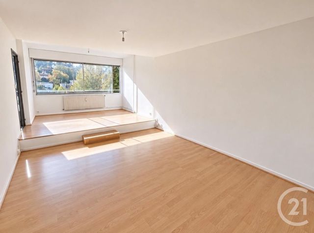 Appartement T2 à louer - 2 pièces - 63.98 m2 - BESANCON - 25 - FRANCHE-COMTE - Century 21 Avenir Immobilier