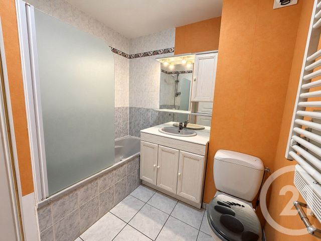 Appartement T2 à vendre - 2 pièces - 33.8 m2 - BESANCON - 25 - FRANCHE-COMTE - Century 21 Avenir Immobilier