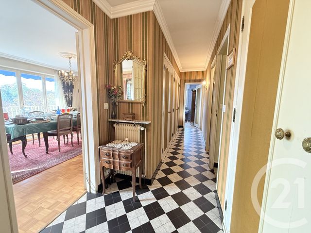 Appartement F4 à vendre - 4 pièces - 85.88 m2 - BESANCON - 25 - FRANCHE-COMTE - Century 21 Avenir Immobilier