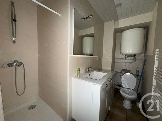 Appartement Studio à louer - 1 pièce - 23.0 m2 - GENNES - 25 - FRANCHE-COMTE - Century 21 Avenir Immobilier