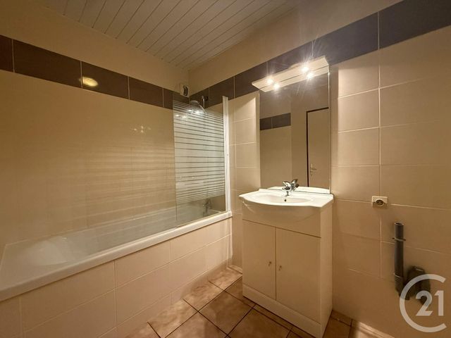 Appartement F3 à vendre - 3 pièces - 76.55 m2 - GENNES - 25 - FRANCHE-COMTE - Century 21 Avenir Immobilier