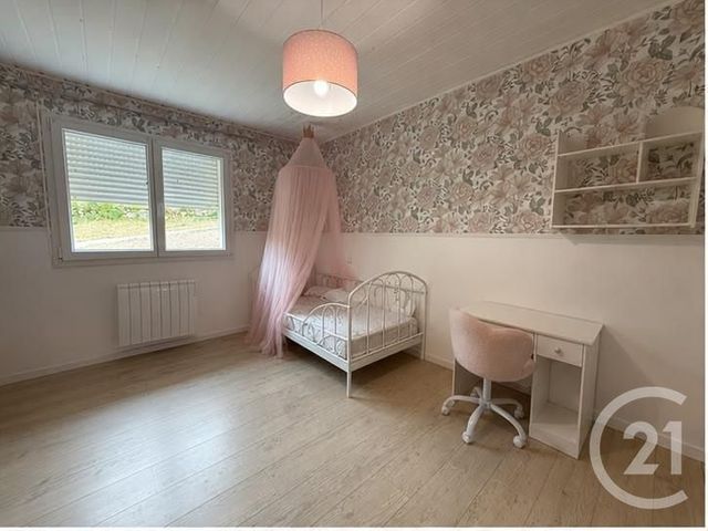 Appartement F4 à louer - 4 pièces - 118.0 m2 - LE GRATTERIS - 25 - FRANCHE-COMTE - Century 21 Avenir Immobilier