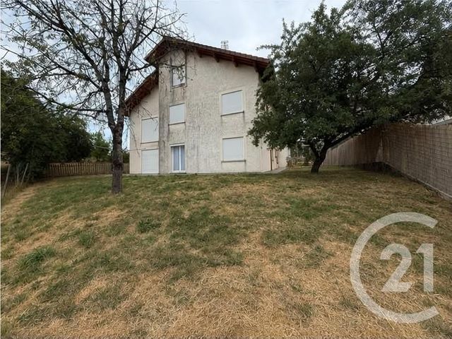 Appartement F4 à louer - 4 pièces - 118.0 m2 - LE GRATTERIS - 25 - FRANCHE-COMTE - Century 21 Avenir Immobilier